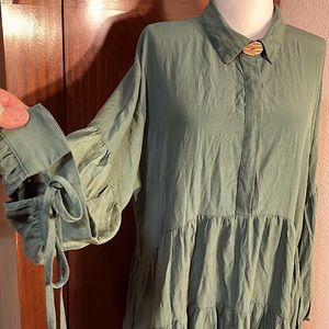 Dark green plus size ICONIC long sleeve dress